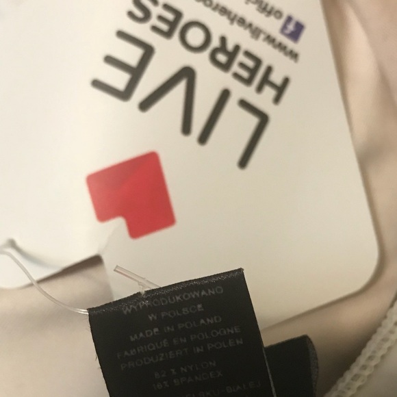 Bathing suit size large - Picture 5 of 7